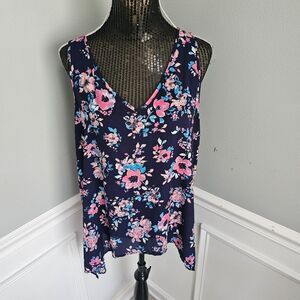 Charming Charlie sharkbite hem open back blouse XL